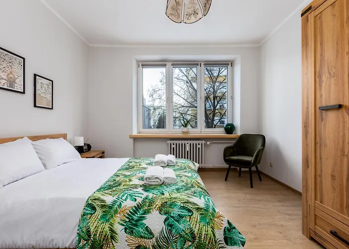 Marina Comfort By Bookinghost