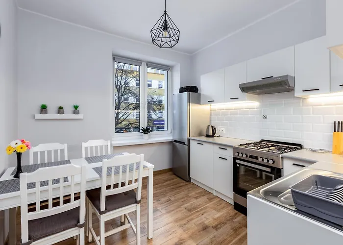 Marina Comfort By Bookinghost شقة